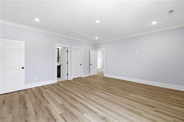 5933 N Church Street, Greensboro, NC 27455