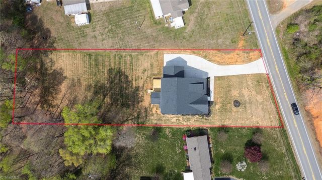 5933 N Church Street, Greensboro, NC 27455