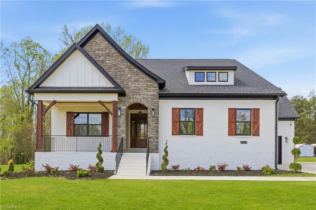 5933 N Church Street, Greensboro, NC 27455