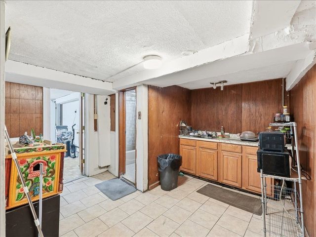 73 TERRACE AVE, Jc, Heights, NJ 07307