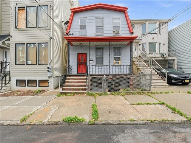 73 TERRACE AVE, Jc, Heights, NJ 07307
