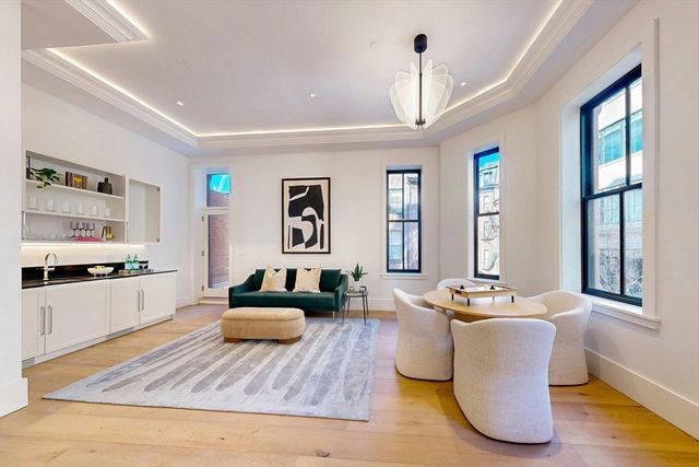 57 Hancock St, Boston, MA 02114