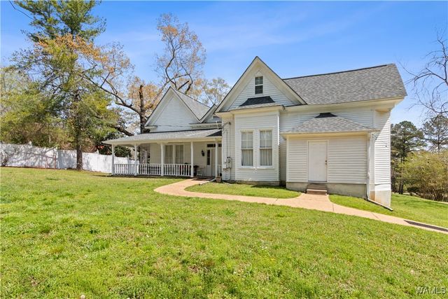 325 2nd NW, Fayette, AL 35555