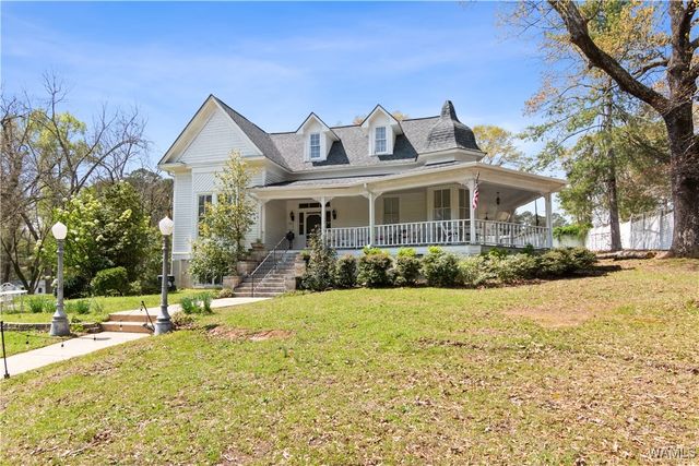 325 2nd NW, Fayette, AL 35555