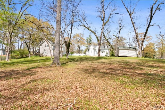 325 2nd NW, Fayette, AL 35555