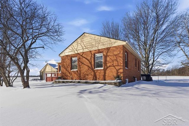 2760 S Eight Mile Road, Beaver Twp, MI 48611