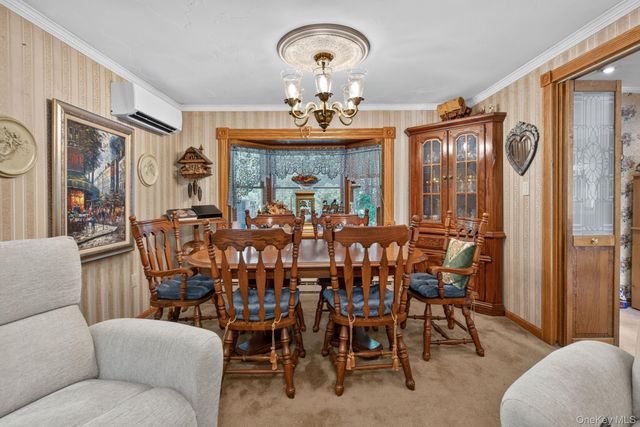 20 Sunset Circle, Bloomingburg, NY 12721