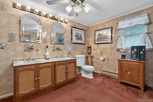 20 Sunset Circle, Bloomingburg, NY 12721