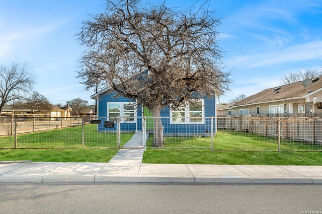 3402 W Salinas St, San Antonio, TX 78207