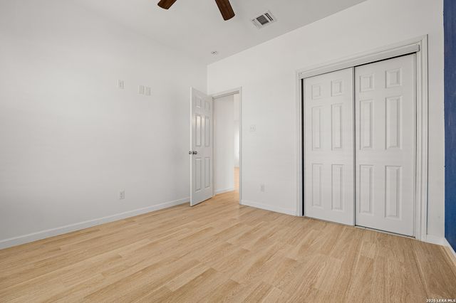 3402 W Salinas St, San Antonio, TX 78207