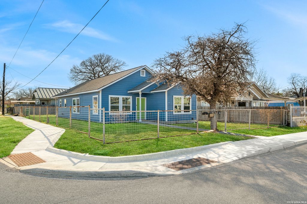 3402 W Salinas St, San Antonio, TX 78207