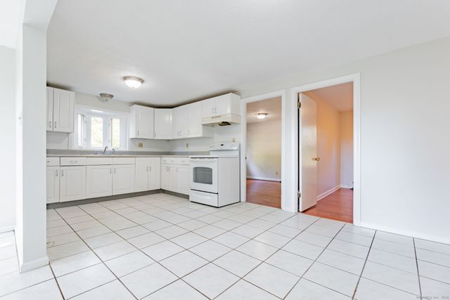 1384 West Street, Southington, CT 06489