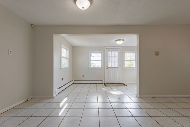 1384 West Street, Southington, CT 06489