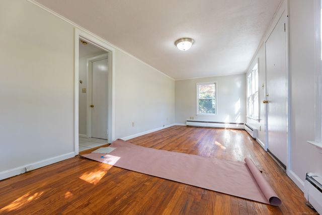 1384 West Street, Southington, CT 06489