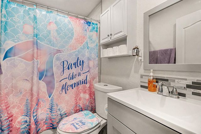 234 E 1st Street, Deer Park, TX 77536