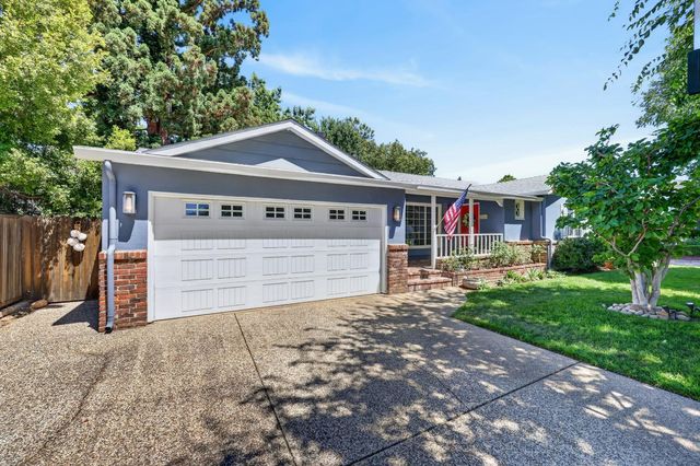 940 Coronado Blvd, Sacramento, CA 95864