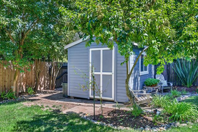 940 Coronado Blvd, Sacramento, CA 95864
