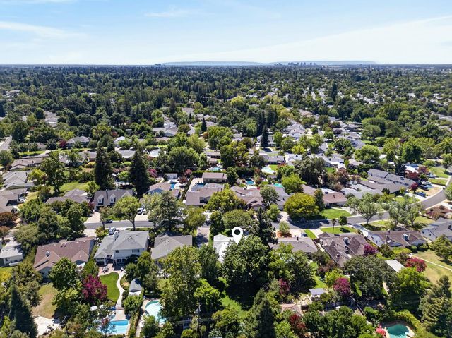 940 Coronado Blvd, Sacramento, CA 95864