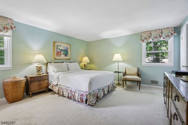 24 Cherry Hill Rd, Livingston Twp., NJ 07039