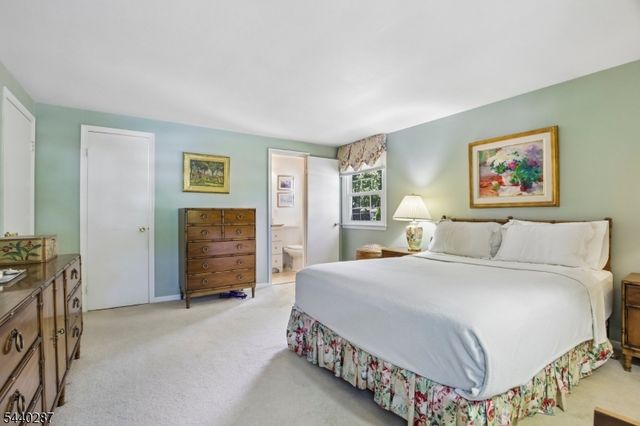 24 Cherry Hill Rd, Livingston Twp., NJ 07039