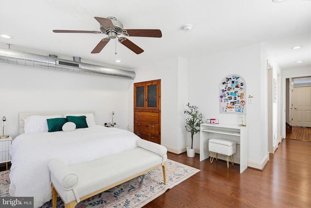 1748 S CHARLES ST, Baltimore, MD 21230