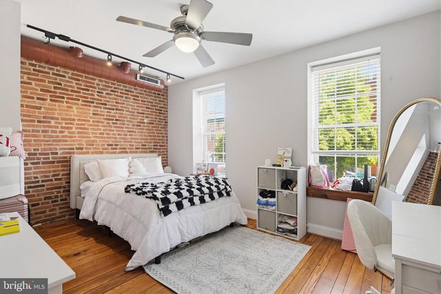 1748 S CHARLES ST, Baltimore, MD 21230