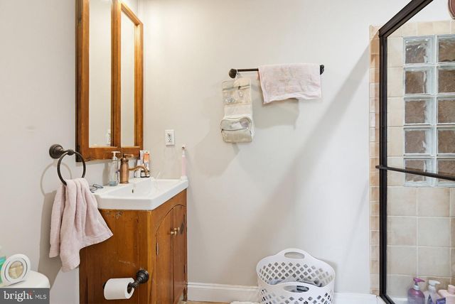 1748 S CHARLES ST, Baltimore, MD 21230