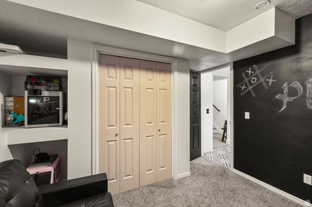 4297 S WESTLAKE DR, Roy, UT 84067