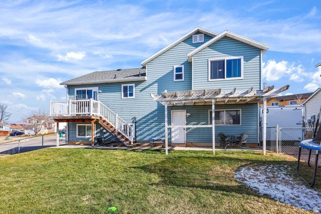 4297 S WESTLAKE DR, Roy, UT 84067