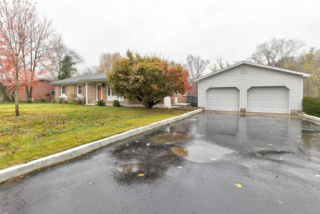 67 1st Street, Clay City, KY 40312