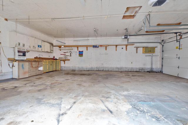 67 1st Street, Clay City, KY 40312