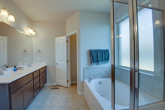 11236 SW 36th Street, Yukon, OK 73099