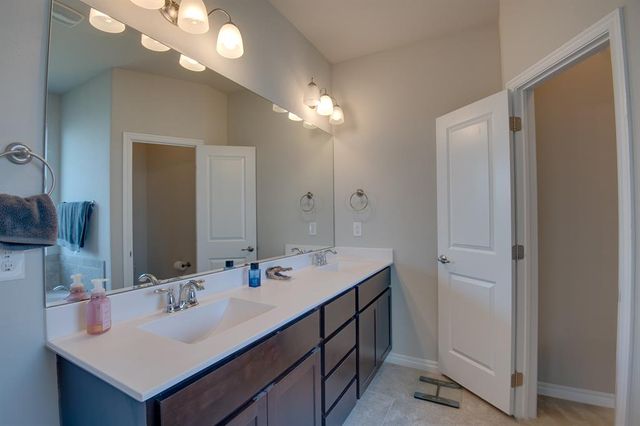 11236 SW 36th Street, Yukon, OK 73099