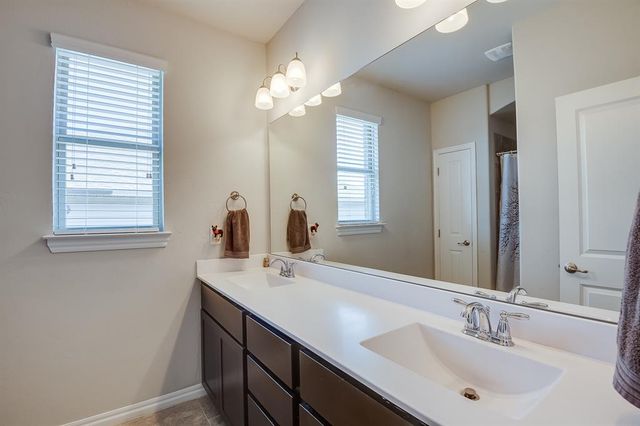 11236 SW 36th Street, Yukon, OK 73099