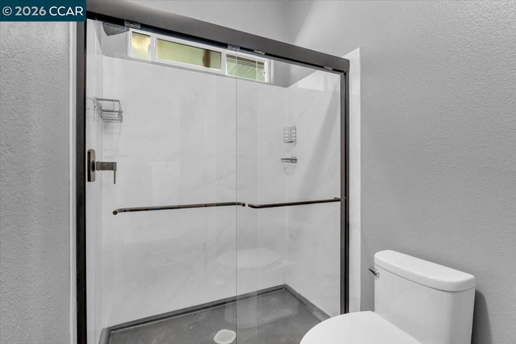 Image 20 of property listing at 19388 Bonanza King Dr, Cottonwood, CA 96022