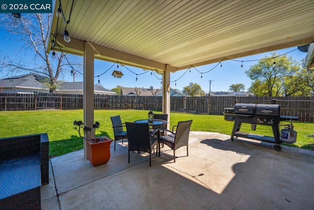 Image 26 of property listing at 19388 Bonanza King Dr, Cottonwood, CA 96022