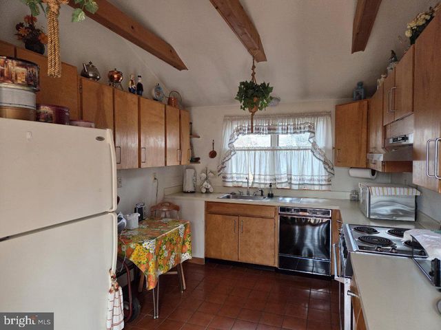 1111 BEDFORD AVE, Cherry Hill, NJ 08002