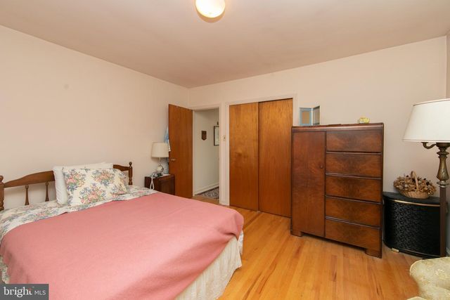 1111 BEDFORD AVE, Cherry Hill, NJ 08002