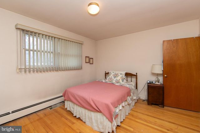 1111 BEDFORD AVE, Cherry Hill, NJ 08002