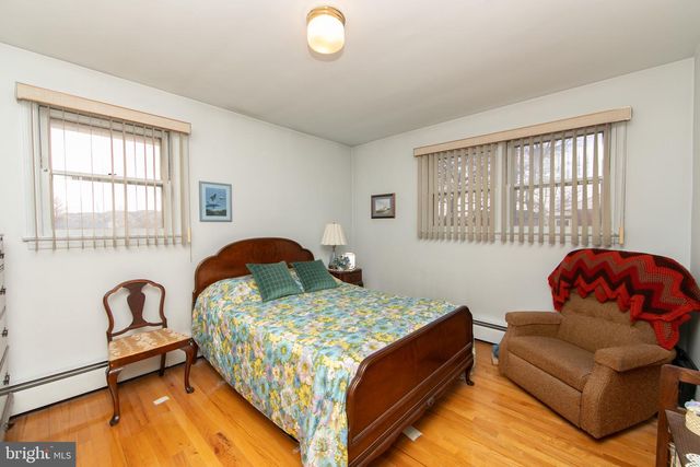 1111 BEDFORD AVE, Cherry Hill, NJ 08002