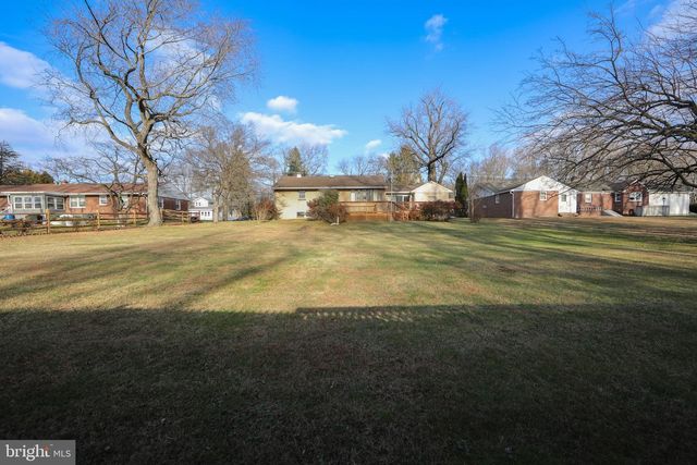 1111 BEDFORD AVE, Cherry Hill, NJ 08002