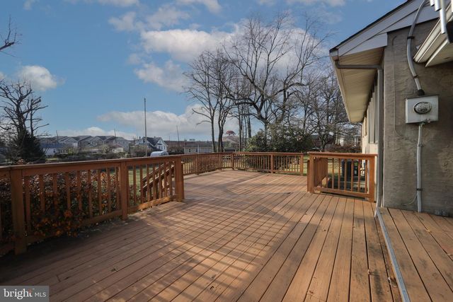 1111 BEDFORD AVE, Cherry Hill, NJ 08002