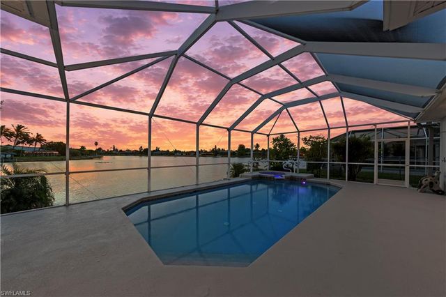 2506 Retunda PKWY W, Cape Coral, FL 33904