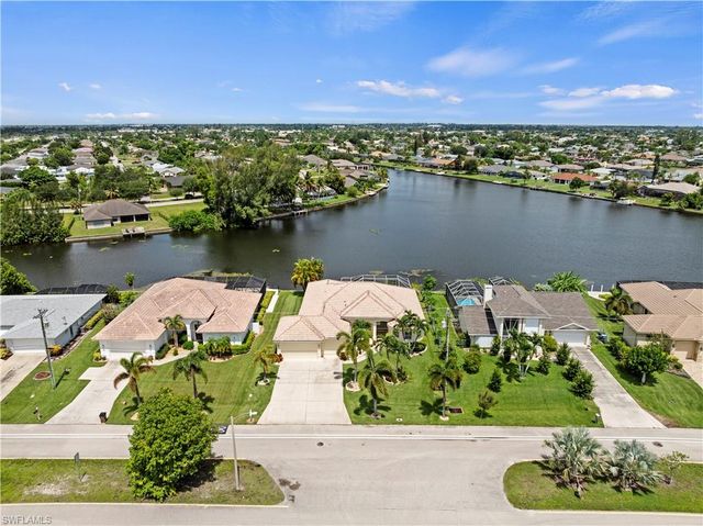 2506 Retunda PKWY W, Cape Coral, FL 33904