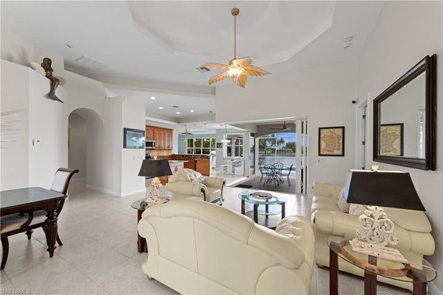 2506 Retunda PKWY W, Cape Coral, FL 33904