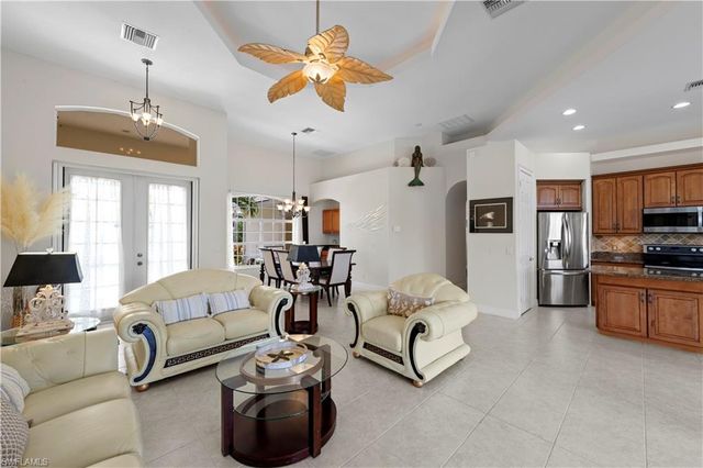 2506 Retunda PKWY W, Cape Coral, FL 33904