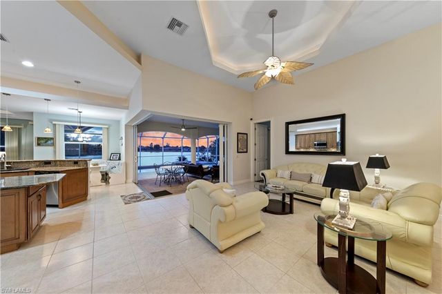 2506 Retunda PKWY W, Cape Coral, FL 33904