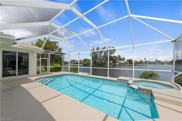 2506 Retunda PKWY W, Cape Coral, FL 33904