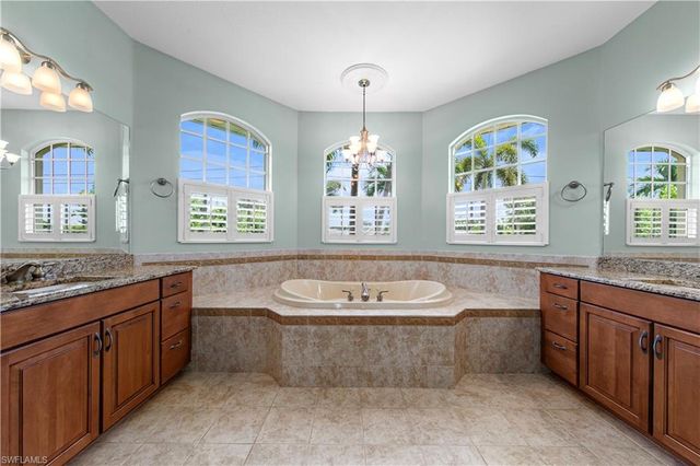 2506 Retunda PKWY W, Cape Coral, FL 33904