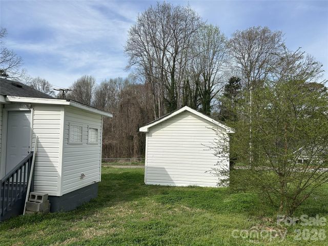 1716 pope Avenue, Gastonia, NC 28052